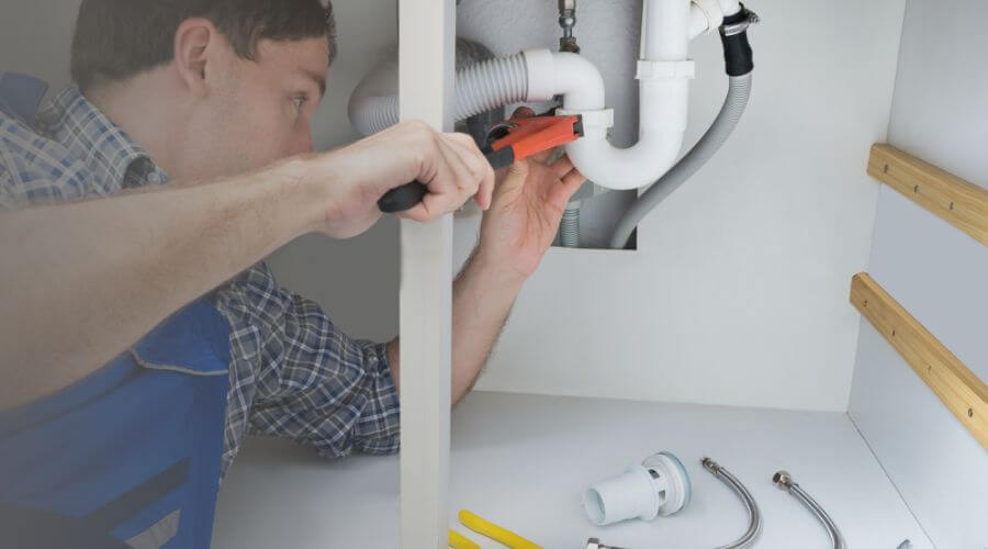 Expert burst pipe repair services in Cedar Lane, TX